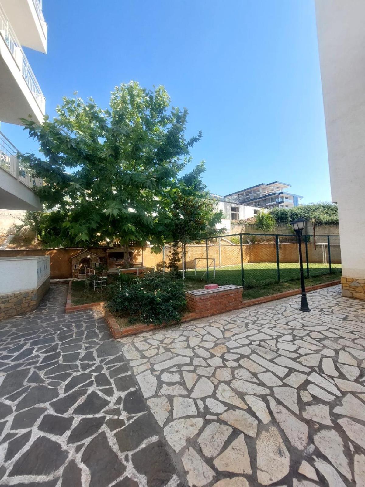 Redsun Apartment Vlorë Eksteriør bilde
