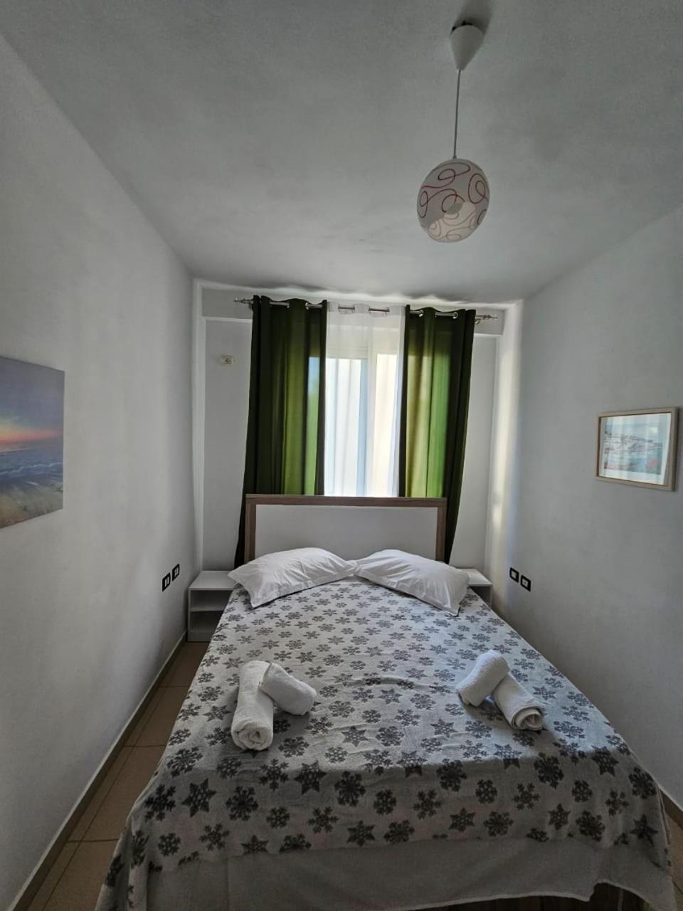 Redsun Apartment Vlorë Eksteriør bilde