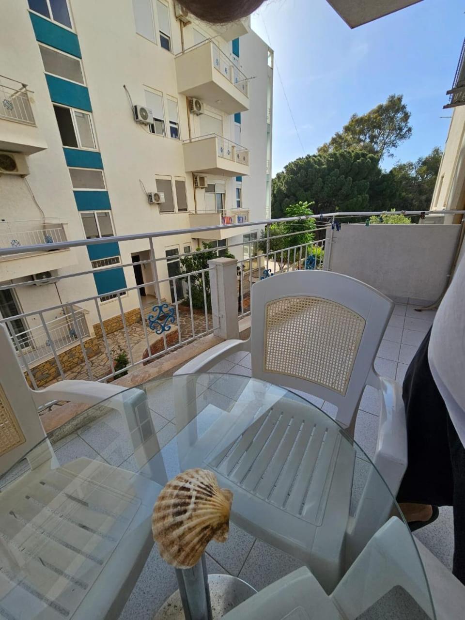 Redsun Apartment Vlorë Eksteriør bilde