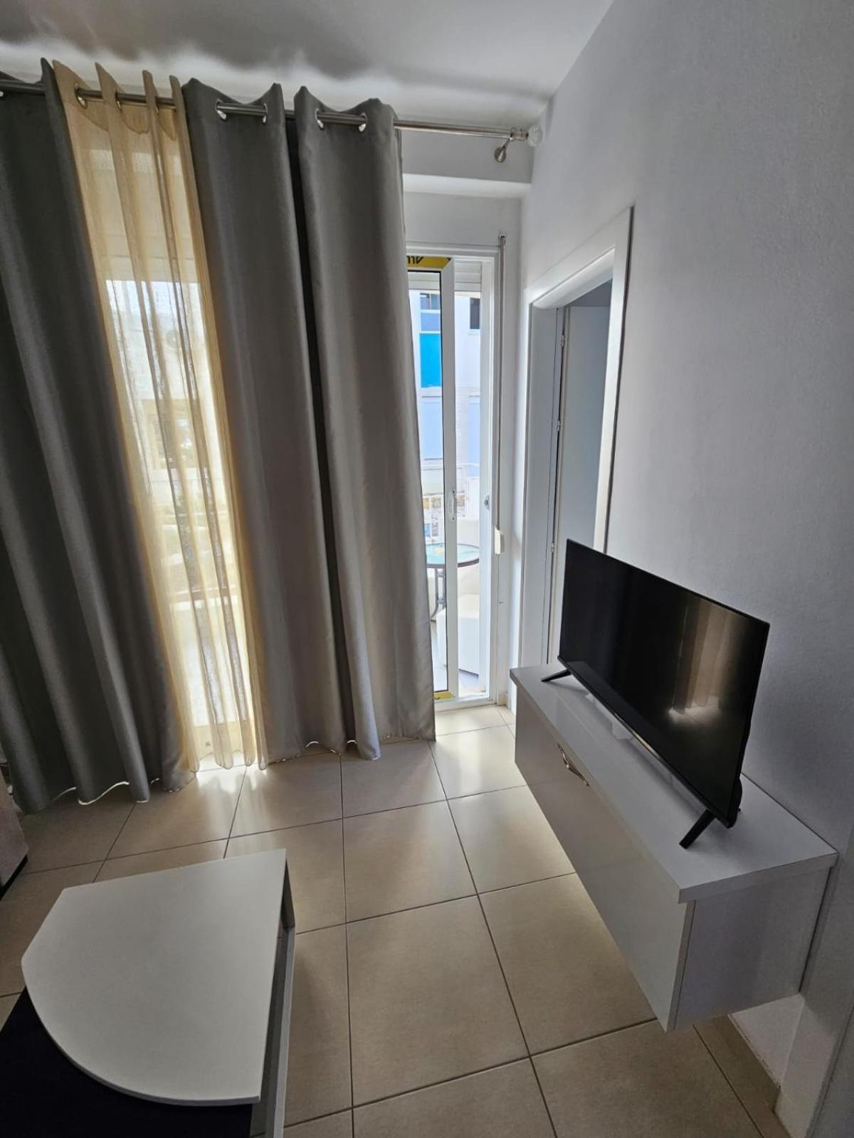 Redsun Apartment Vlorë Eksteriør bilde