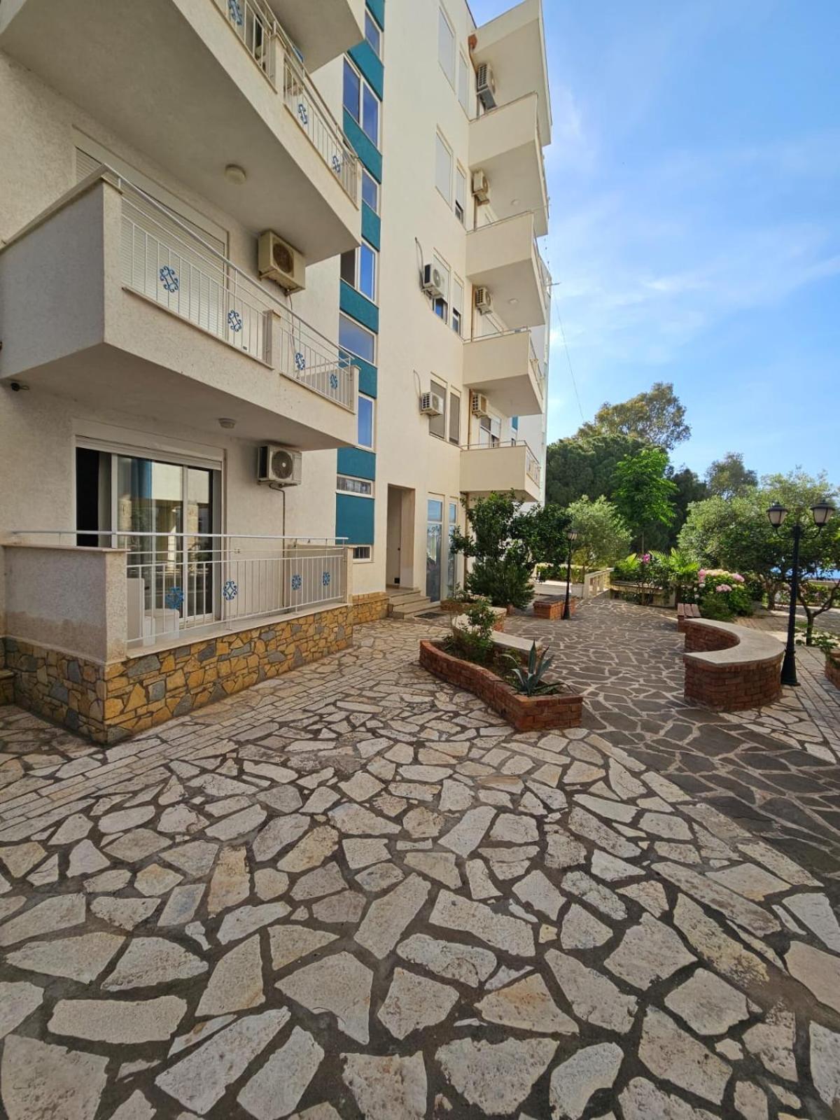 Redsun Apartment Vlorë Eksteriør bilde