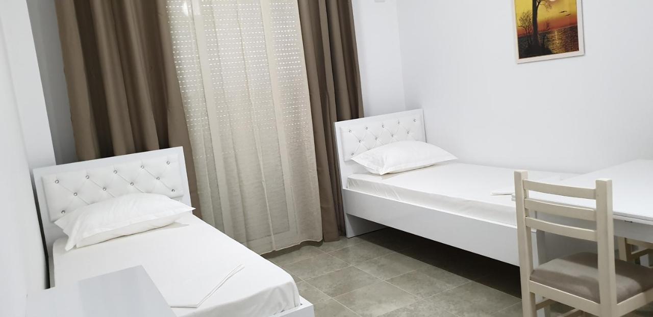 Redsun Apartment Vlorë Eksteriør bilde